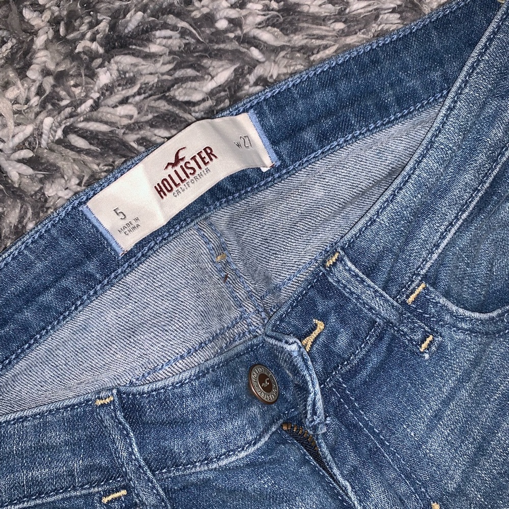 Hollister Floral Design Skinny Jeans - Picture 4 of 5